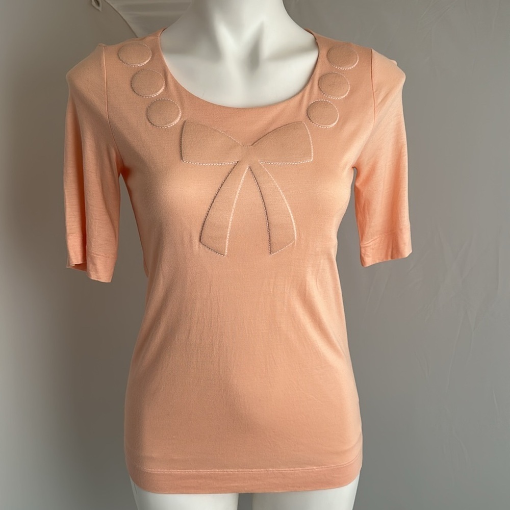 Love Moschino peach viscose silk blend raised dots and bow short sleeve t-shirt